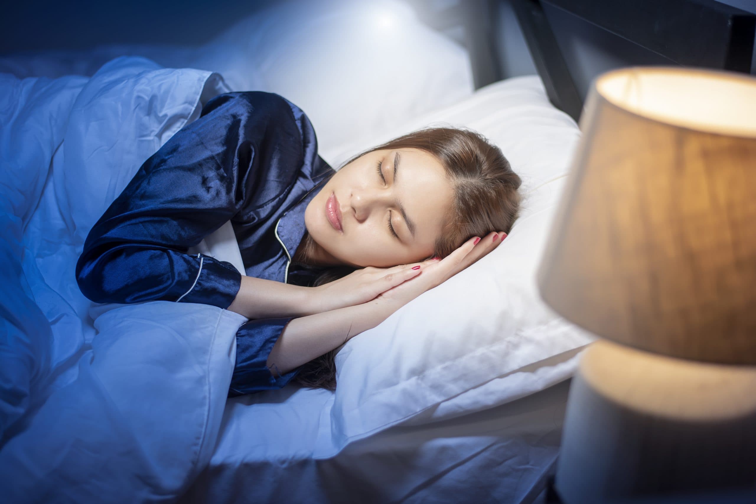 How Sleep Affects Longevity: Deep Sleep, REM, and Long-Term Health